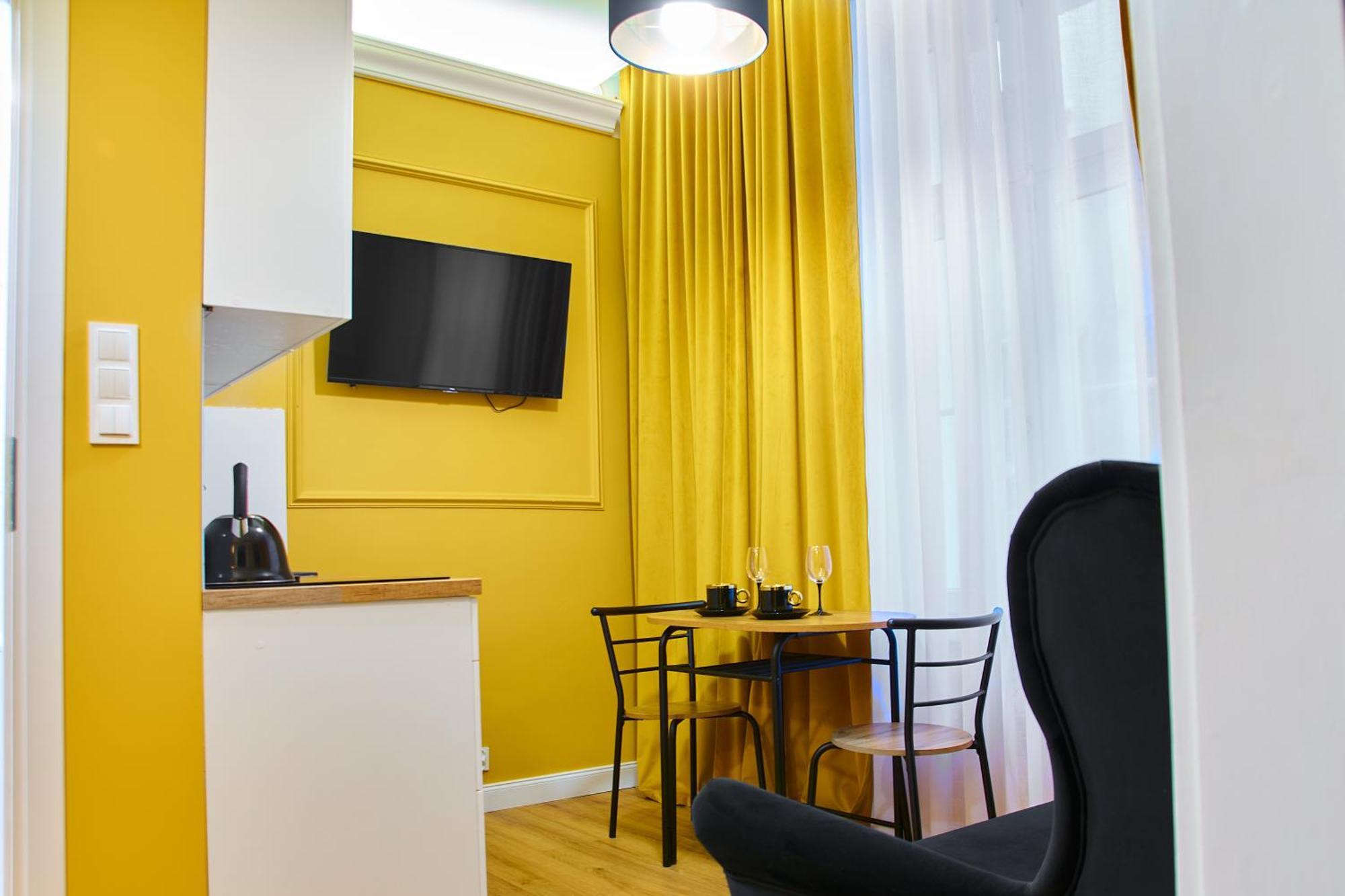 Apartament A Cozy In The Heart Of The *